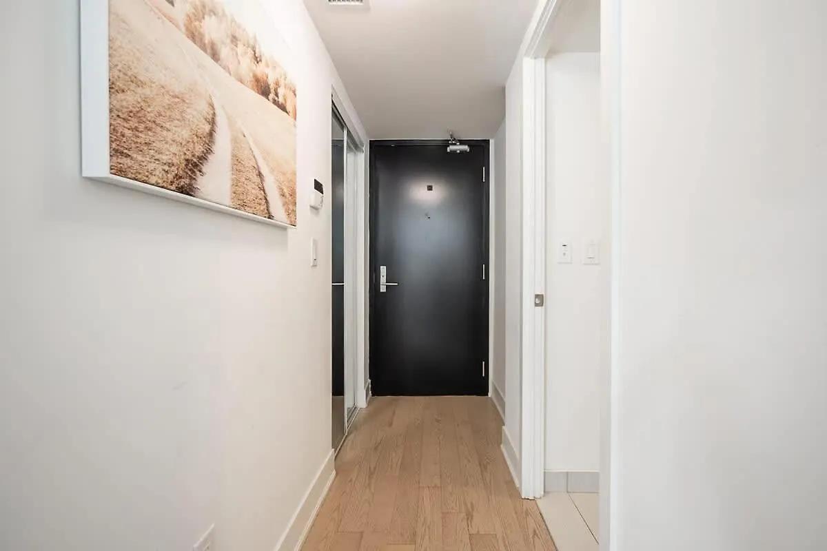 Urban Luxury In The Heart Of Downtown Toronto Lejlighed