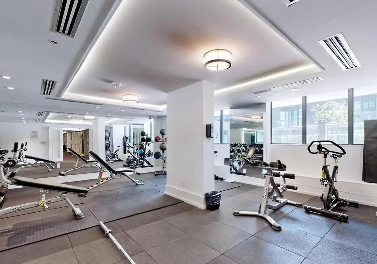 Urban Luxury In The Heart Of Downtown Toronto Lejlighed